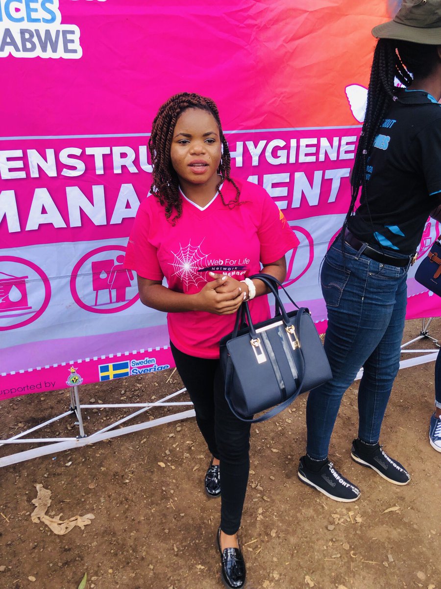 BerthaKatsonga's tweet photo. In Rugare Shopping Center intensifying efforts to curb teen pregnancies, end child marriages, gender based violence and empowering our women with credible information and incidental services. #endchildmarriages
#Call577 https://t.co/6FzhBQUm4X