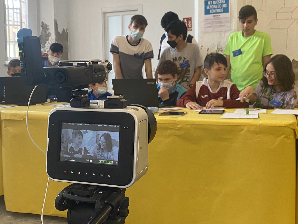 lidiatwit_5's tweet photo. El alumnado de 1ºESO del @IES_LosRemedios triunfando 👏👏👏 !!! ⭐️⭐️ https://t.co/5ajIHRijXn