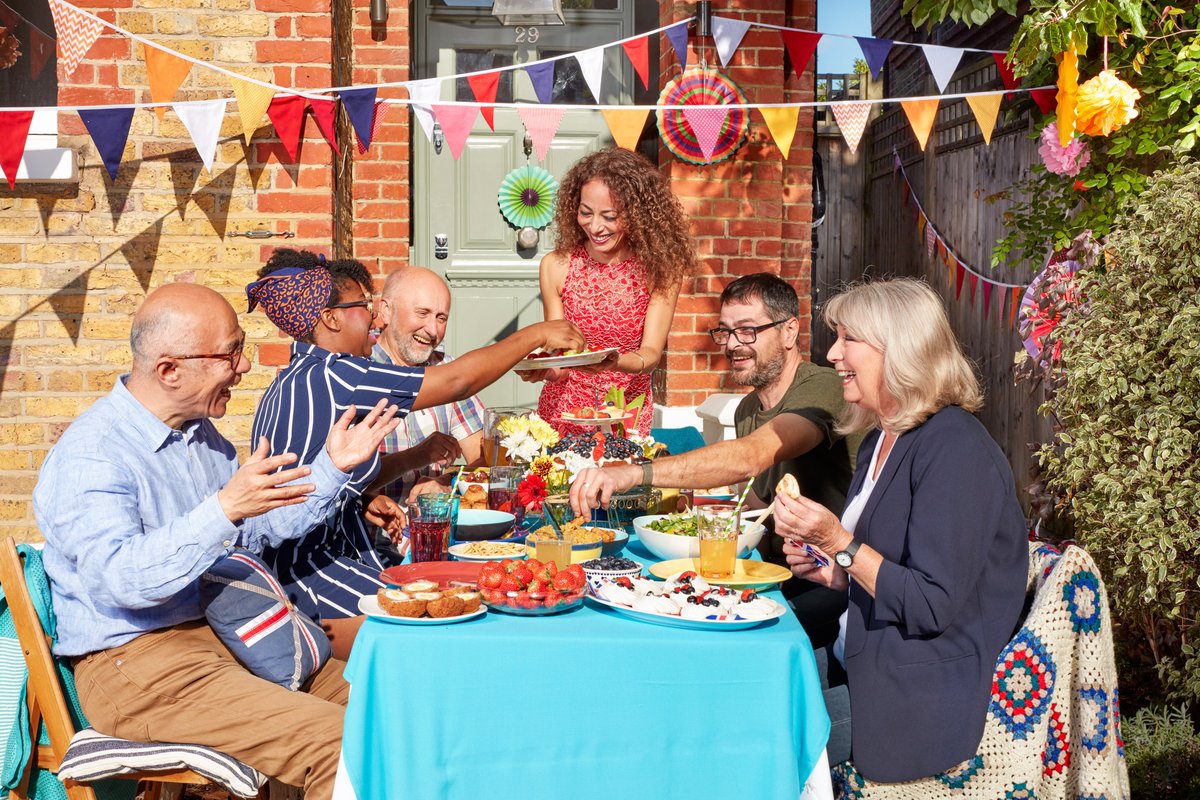 There are plenty of Jubilee and Big Jubilee Lunch events happening in your neighbourhood. Explore <a href="/Nextdoor_UK/">Nextdoor UK Support</a>’s Jubilee Events Map tinyurl.com/2sppmm2e and find the right one for you in celebration of the #PlatinumJubilee on 2-5 June!