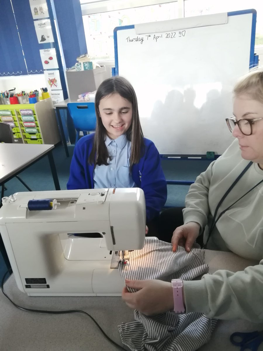 A bid diolch to <a href="/MrsJHudson1/">MrsJHudson@Miltonprimary17</a>  for helping us “up-cycle”our old t-shirts into bags to create junk couture as part of our learning on sustainable and ethical choices. 🪡🧵<a href="/MiltonPrimary17/">Milton Primary</a>