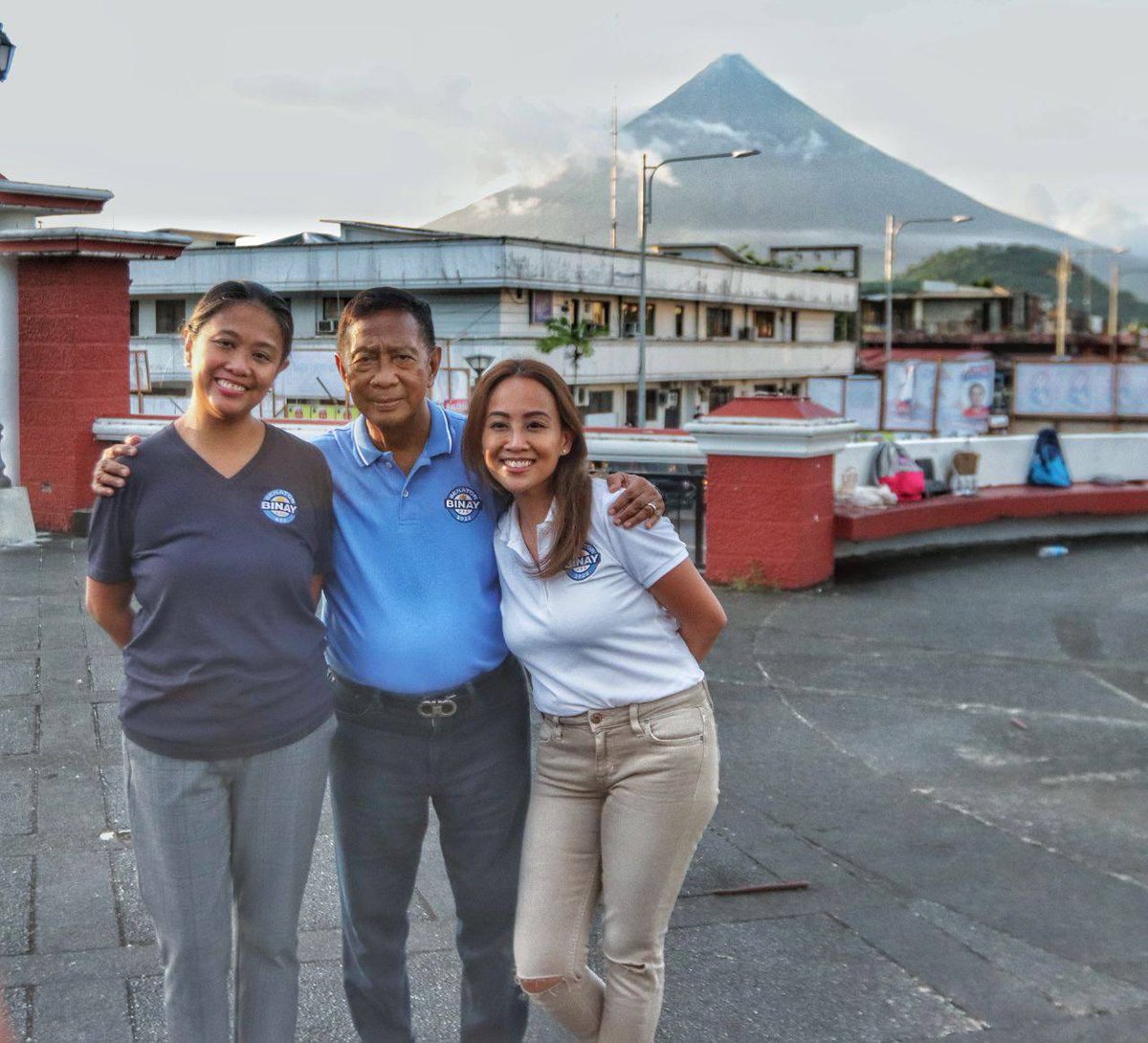 Happy birthday Nancy at Anne. Nawa'y patuloy kayong maging liwanag at inspirasyon sa inyong mga pamilya. Maraming salamat sa inyong walang sawang pagmamahal.