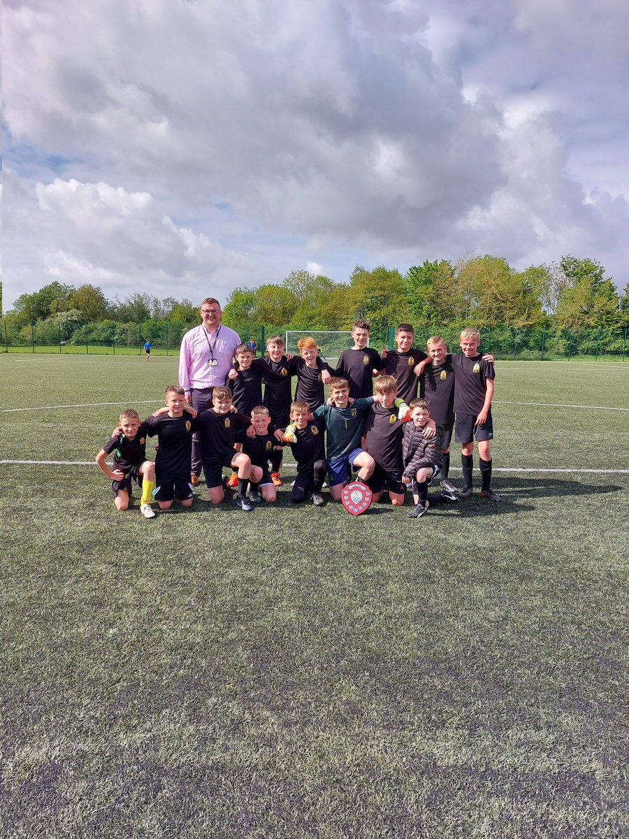 Awesome performance by Year 7 winning 4-3 against Brynteg in the Schools Cup Final! Great character shown throughout the game. All round great performance. Well done lads and Mr Baston 👏 🏆 ⚽️ <a href="/MaestegSchool/">Maesteg School</a>  <a href="/LlanRangers/">Llan Rangers BGCW</a> <a href="/MCSYEAR7/">MISS B MORGAN</a>  <a href="/Srees82/">Mr Rees</a>  <a href="/MrsScudaPEWell/">Mrs Scudamore</a>  <a href="/MaestegCSRugby/">Maesteg CS Rugby</a>