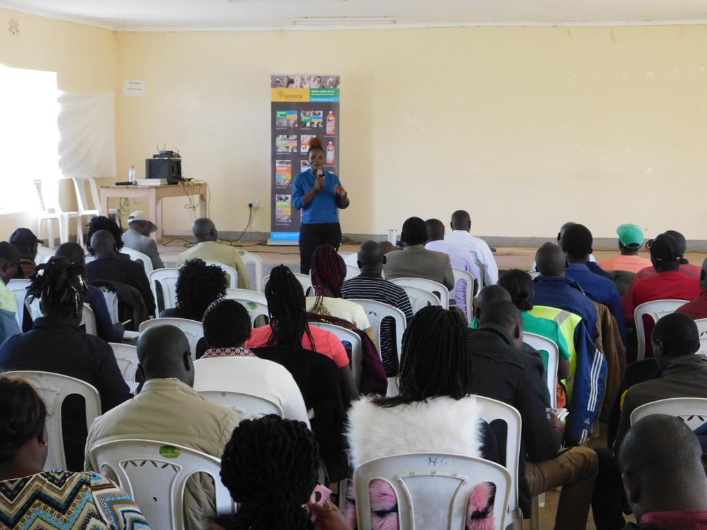 Cosmos_Vet's tweet photo. @kellenasena doing a presentation on tick borne diseases and trypanosomiasis during the Animal Health Technicians and Technologists Training in Eldoret. https://t.co/awjefZMzgD