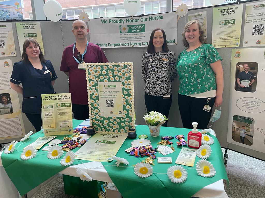 O_ConnorSharon's tweet photo. Come and say hello us on the Daisy stand today in Hospital Street. @DAISY4Nurses @MaterNursing @HeartyFiona @matersurgey @sandraf53135246 @MaterTrauma #Daisy #hereforlife #InternationalNursesDay #maternurses https://t.co/NnfcCasma4
