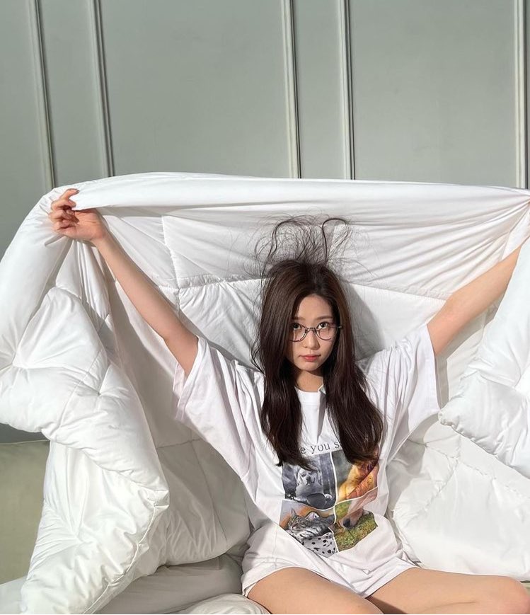 minju doing things tweet media