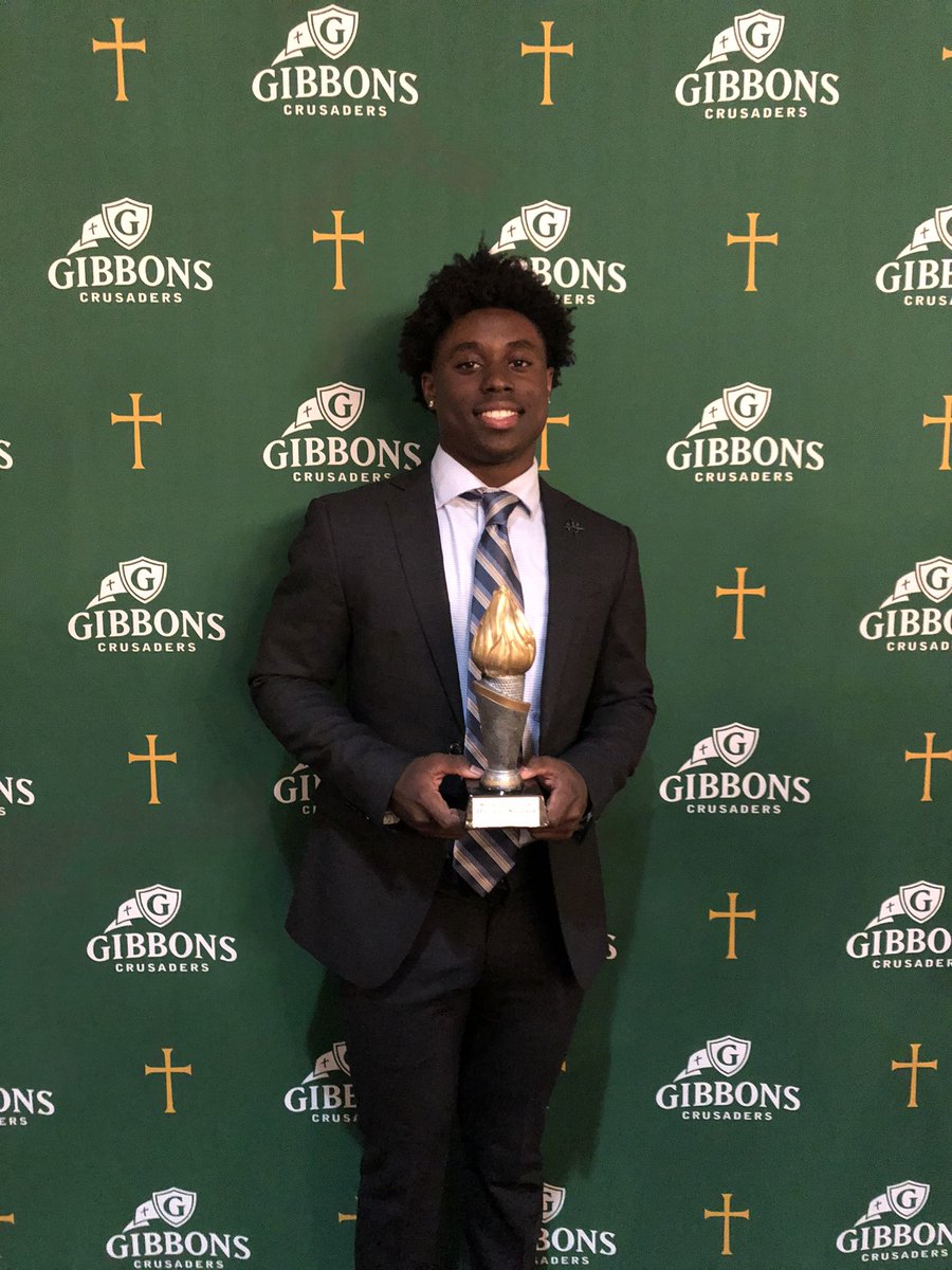 Congratulations to <a href="/DonovanShep_23/">Donovan Shepard</a> on being named Cardinal Gibbons’ Male Athlete of the Year!!! Well earned! Well deserved!