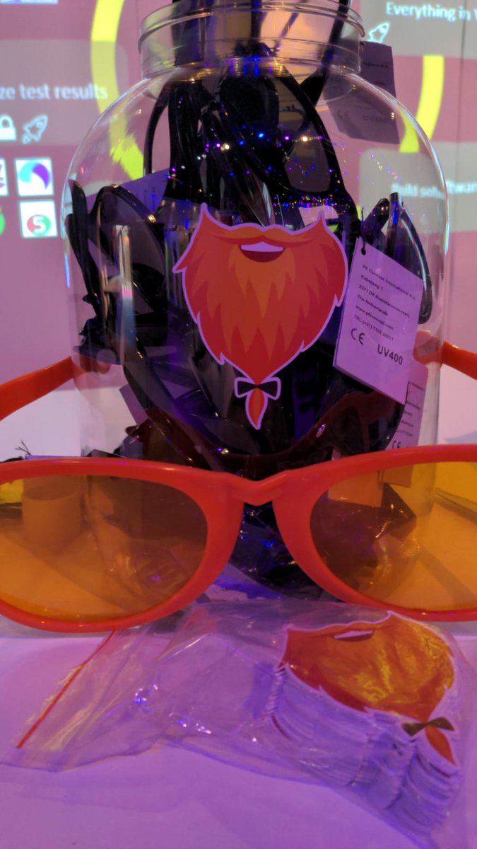 ywevanderpol's tweet photo. Op #testnet, Plak een #Orangebeard sticker op een opvallende plek, maak een foto, post deze op twitter met #orangebeard en win een https://t.co/3Jdi96MkNQ bon van 100 euro! 

Gelukt :-D https://t.co/3Hte3ZQEzM