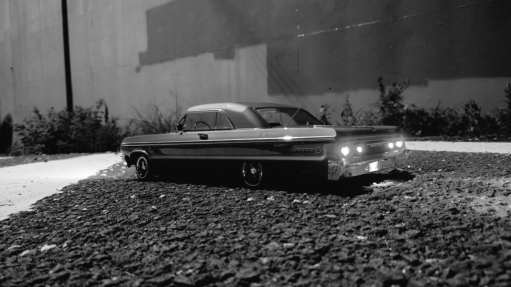mt_cc01's tweet photo. ひまー\(´・∀・`)/(仕事中w)
#モノクロにするとカッコいい
#lowrider #rclowrider #impala64 https://t.co/Lbj0PTAlVg