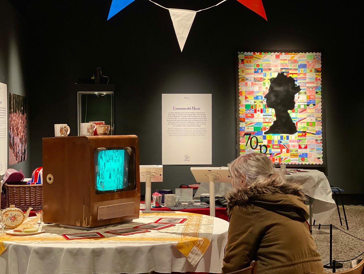 🇬🇧👑 Welcome to #APlatinumJubileeCelebration! Explore the exhibition &amp; walk through a timeline of street parties over the years, find out about the Museum’s Royal connections &amp; see previously unseen footage of Her Majesty The Queen playing as a child. 
bit.ly/TBMPlatinumJub…