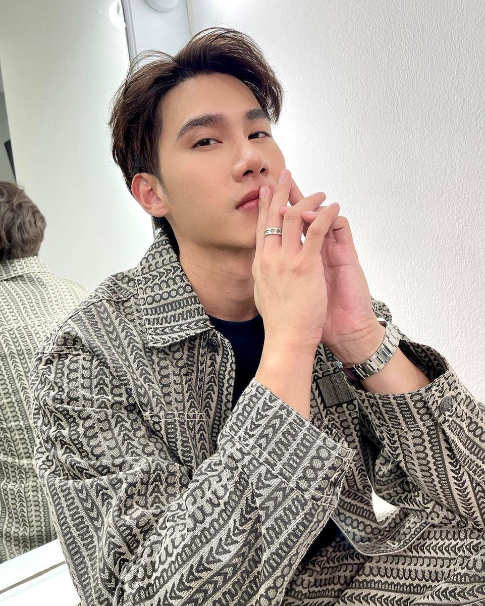 favaloro_maria's tweet photo. I love you! ❤️
Stunning ! 😯😍
#Tul_Pakorn
#hamemakeup https://t.co/CzV5Wbr84U