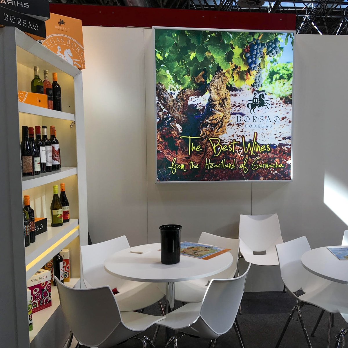 Everything is ready in Düsseldorf to enjoy the @Prowein_Tradefair, the world’s leading event for wines and spirits. Come to discover our passion for Garnacha and Don't miss the participation of Tres Picos in the Wine Tunnel as Best of Spain with @icex_