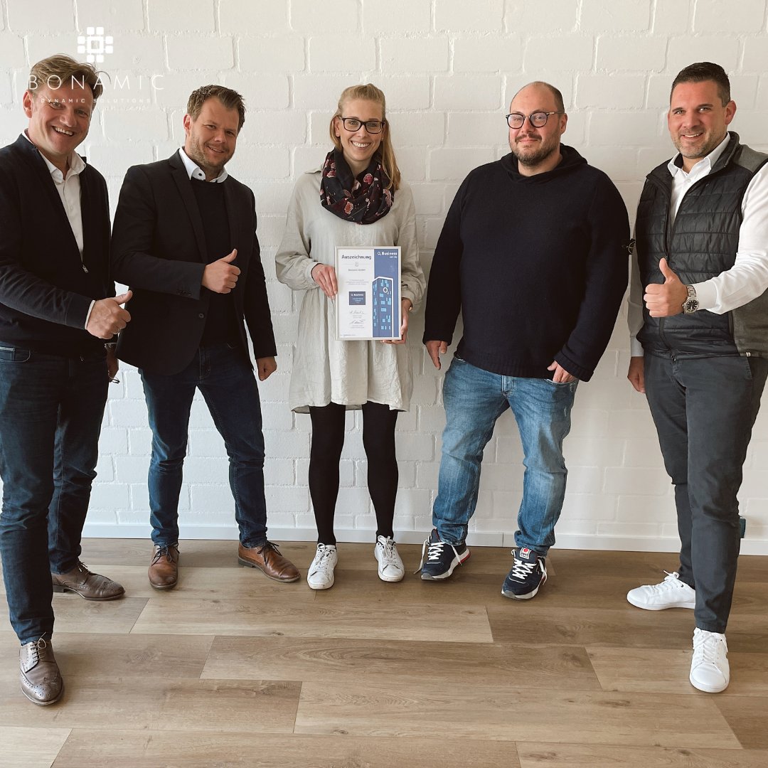 bonamic_de's tweet photo. Letzte Woche wurden wir von O2 Business zum Expert Plus Partner ausgezeichnet🎉

Wir sind sehr dankbar für diese individuelle und enge Zusammenarbeit und schauen auf eine wachstumsreiche Zukunft!

#auszeichnung #o2 #telefonica #zukunft #wachstum https://t.co/aknIHOPHDr