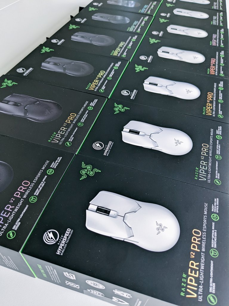 Who wants to win one of these Viper V2 Pros? 😋

Stay tuned for the giveaway announcement later today!