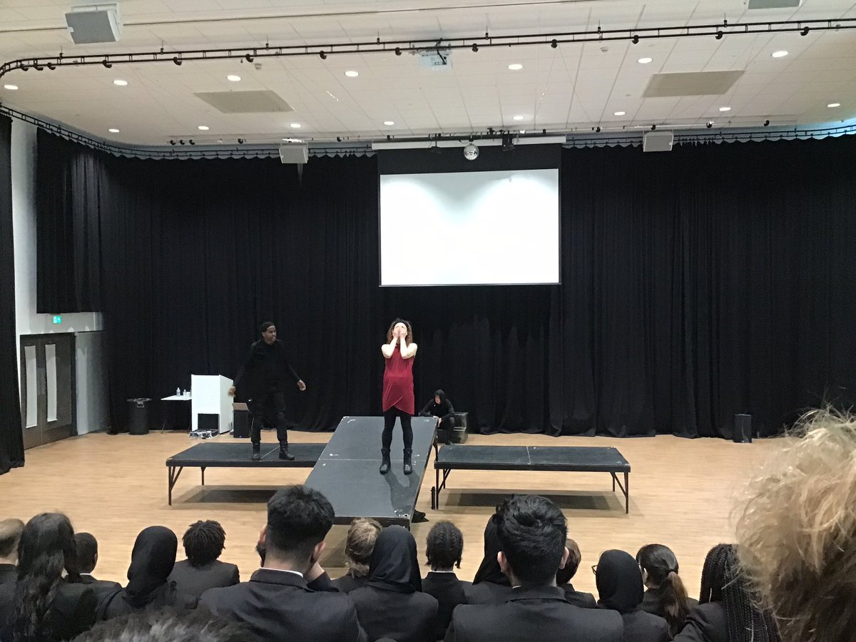 Roundhay Languages tweet media