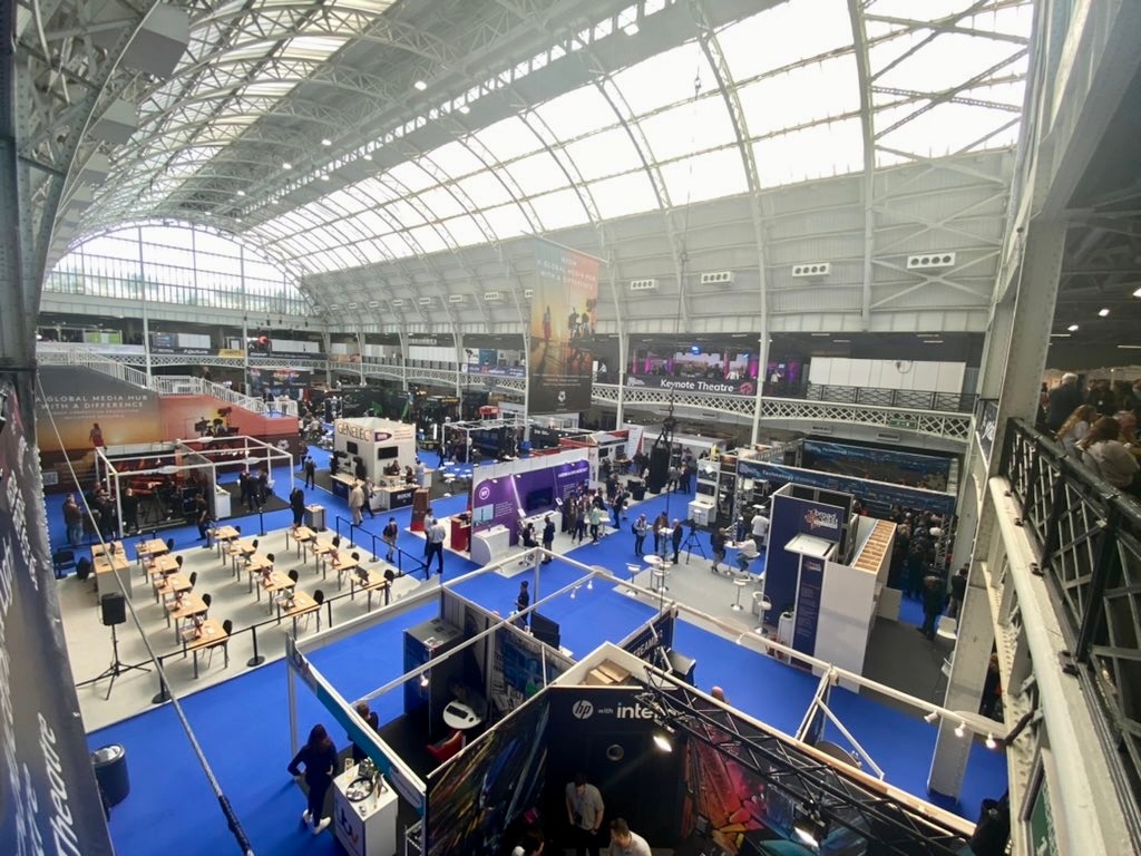 TwickStudios's tweet image. PANEL &amp;gt; Hear Cara speak atto exciting panels at the @mediaprodshow
⁠
🎬 The Evolution of Studios – what does a modern Film and TV Studio need to be? from 11.20am-12.00pm⁠

🎬  Celebrating Women in Media from 3.30-4.10pm⁠
⁠
Join us in Olympia!

#Homeforfilmmakers #MPTS2022