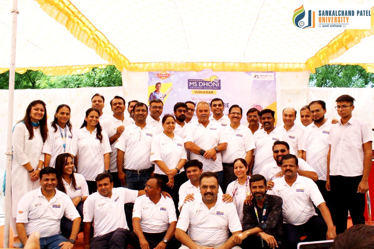 spuvsn's tweet photo. Inaugurated the MS Dhoni Cricket Academy [MSDCA] at Sankalchand Patel University by Former Australian cricketer and international cricket coach Dev Whatmore.
#spuevents #cricketacademy #cricket #DevWhatmore #visnagar #university #cricketfans #cricketpractice #cricketcoaching https://t.co/c90H36K5mt