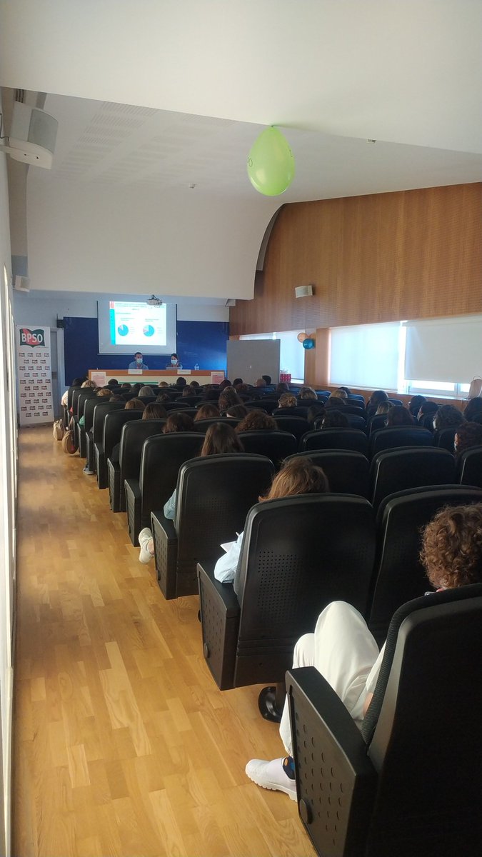 barbaraduque4's tweet photo. Ver de nuevo este salón de actos lleno de conocimiento para celebrar el día Internacional de la Enfermera es un orgullo. #BPSOmenorca. Gracias equipo. https://t.co/eRBTWCZn35