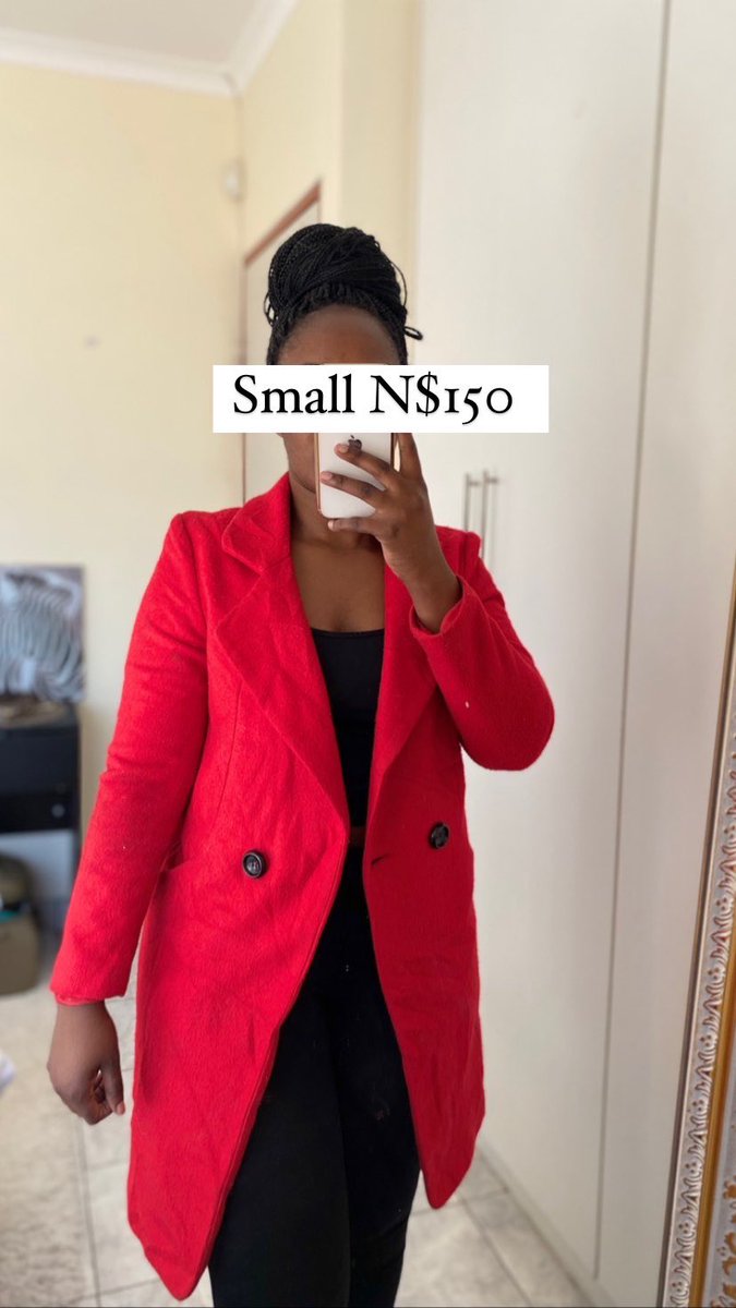 innoholela's tweet photo. Good afternoon beautiful ladies. I’m selling these winter coats. They are available in WHK for N$150 each, and N$250 for 2. Whatsapp/call 0814405656 to buy❤️❗️ https://t.co/7QlpYwOjtA
