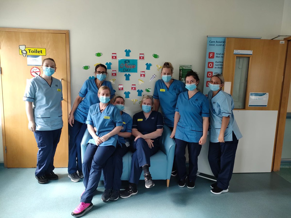 nikkiwinning's tweet photo. Our QEUH &amp; VOL colleagues are joining in too along with RAH! #Clyde #InternationalNursesDay2022 #IDN #NHSGGC @jenharvey84 @niceveanne @redfernjam @VictoriaMazzoni @angela_duffy1 @angela_oneill1 https://t.co/YRLGkjCDgf