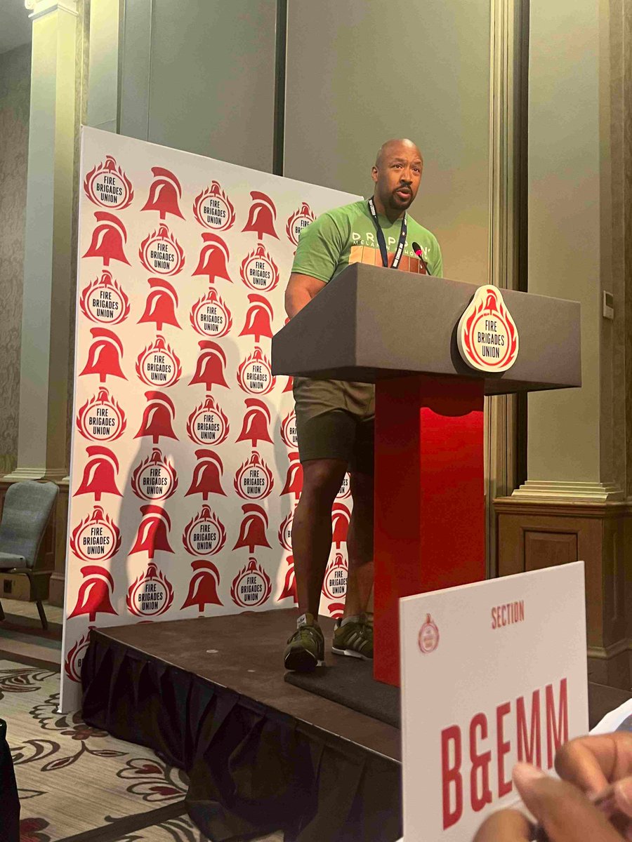FBU_BEMM's tweet photo. This morning, BEMM committee member Dean Pounder moved Motion 60 at the @fbunational conference regarding positive action
A lively debate (5 speakers plus gen sec all in support) followed, before going to the floor for a vote - where it passed unanimously

#FBU22 https://t.co/sgE0LTbLPi