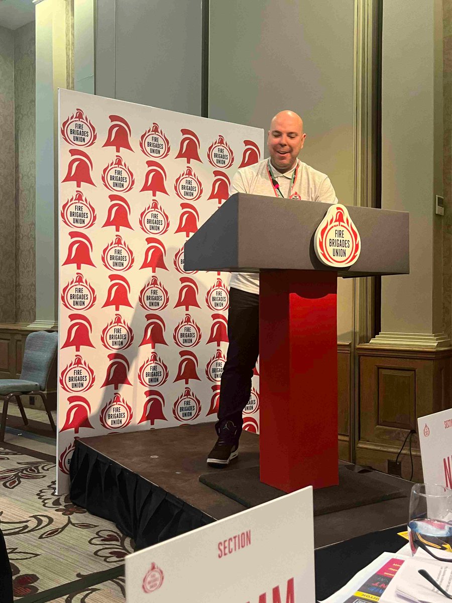 FBU_BEMM's tweet photo. This morning, BEMM committee member Dean Pounder moved Motion 60 at the @fbunational conference regarding positive action
A lively debate (5 speakers plus gen sec all in support) followed, before going to the floor for a vote - where it passed unanimously

#FBU22 https://t.co/sgE0LTbLPi