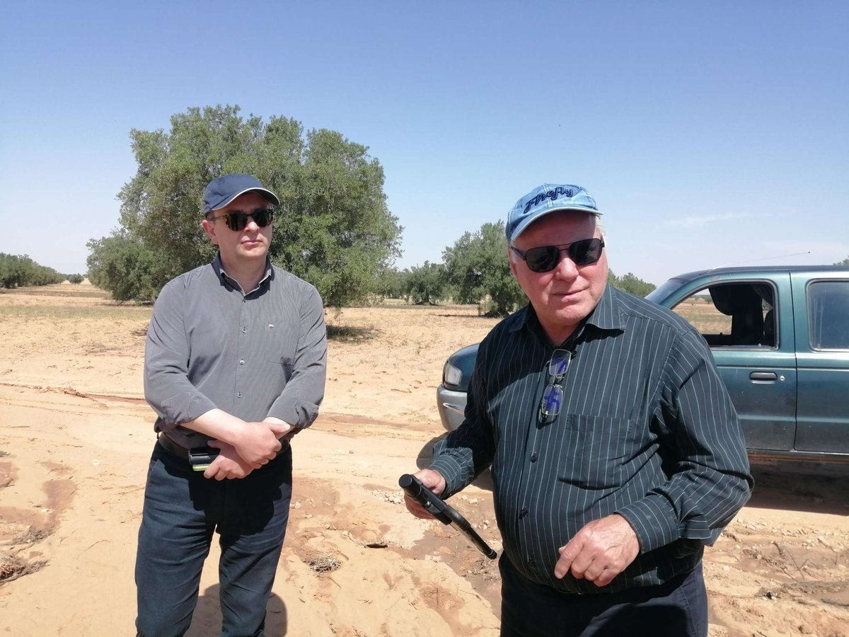 The bilateral meeting of <a href="/fruitflynet2/">FruitFlyNet-ii</a> @ENICBCMed project in Sfax, Tunisia, just started with a visit in the experimental site Taus with the participation of the senior research team members of Institut de l'Olivier and Agricultural University of Athens.
