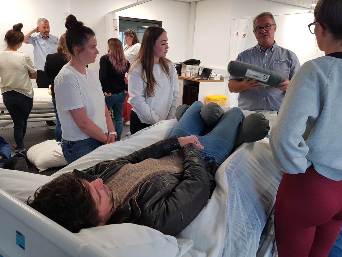 SunderlandOT's tweet photo. Well done 2nd yrs! Now looking much more symmetrical and COMFORTABLE!! #occupationaltherapy 💚 https://t.co/Tg5sM0WUrR