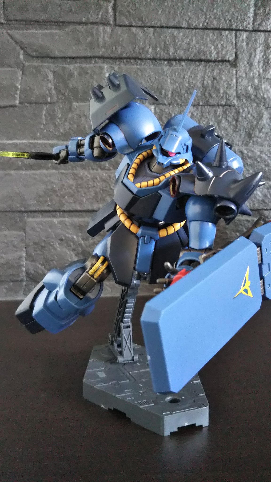 R T Hg レズン専用ギラ ドーガ 完成 ３月に一般機も組みましたがホント逆シャアキットはどれも良キットですな 出番は多くないけどレズン シュナイダーは強キャラ感と癖のある台詞が印象的でした ガンプラ 逆襲のシャア ネオ ジオン T Co