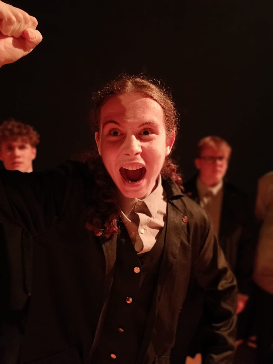 Forge_Theatre's tweet photo. ‘Salem’ performed by Year 1 Acting ✝️

#salem #show #forgetheatre #actortraining #performingarts #nescotcollege https://t.co/J8Ie29eJhN