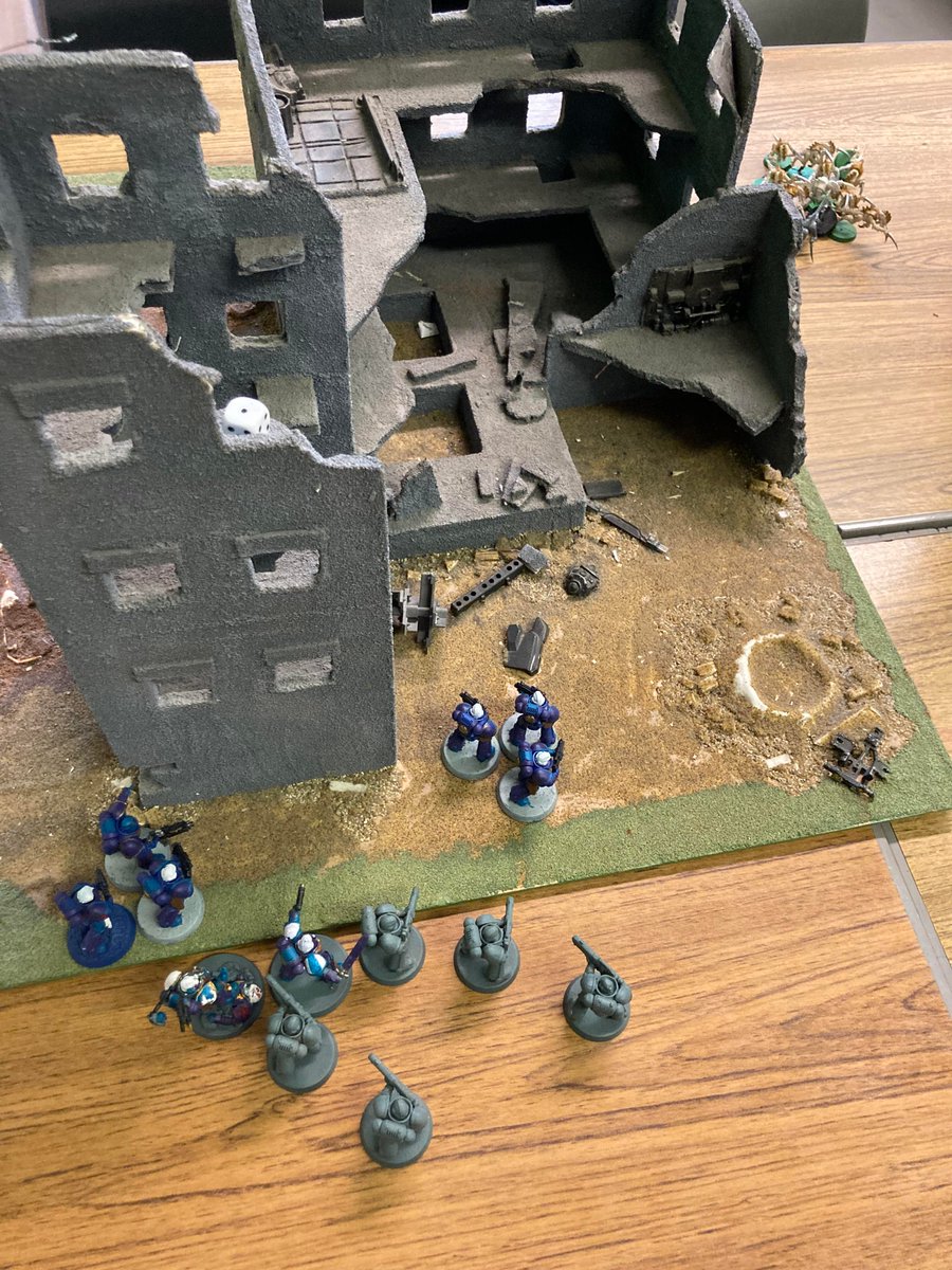 ClubMintlaw's tweet photo. Some exciting games this week as the zombie horde took on all comers and Cameron's Space Marines got a nasty surprise when they investigated the ruins. #40k #ageofsigmar https://t.co/pkR8o7m3wZ