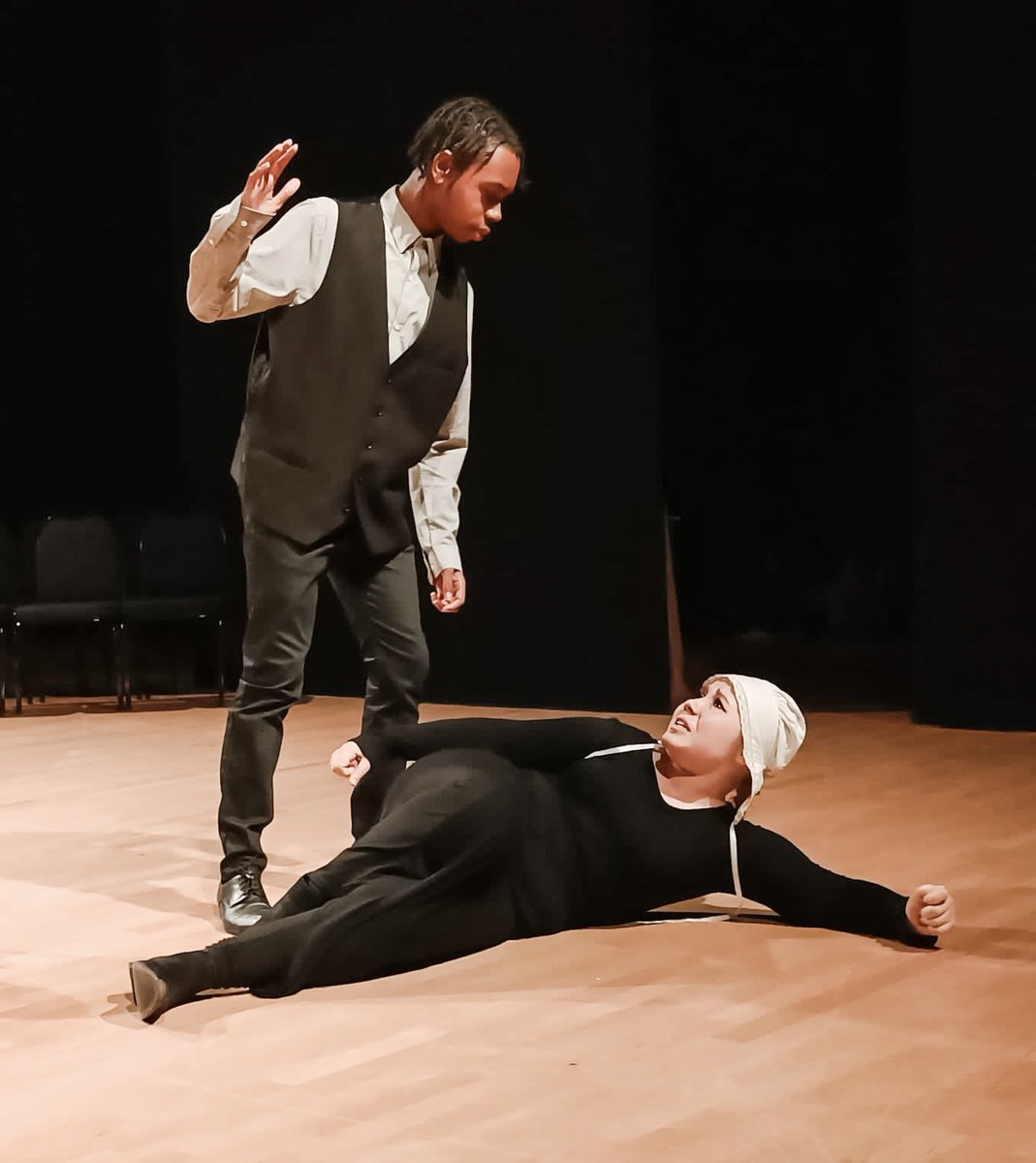 Forge_Theatre's tweet photo. ‘Salem’ performed by Year 1 Acting ✝️

#salem #show #forgetheatre #actortraining #performingarts #nescotcollege https://t.co/g0HTtsQsn6