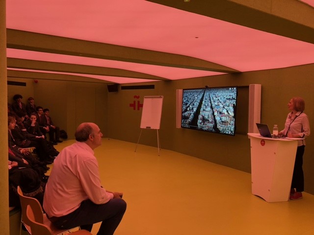 WetherbySenior's tweet photo. A festa for Field Day: https://t.co/FWXjxPwb5Y
Wetherby Senior pupils were learning about Spanish festivals, at a Spanish language and culture centre in London, last Friday. @Alpha_PlusGroup @CervantesLondon #TeamWetherby #WSSLife #WSSFieldDay https://t.co/ZIi8ARVha9