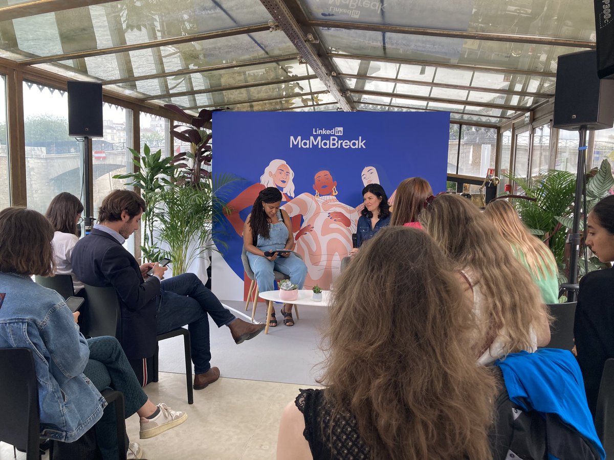 🔹👋🎥🙋🏻‍♀️#MaMaBreak par @LinkedIn et @Bliss_officiel, première session avec Maître @EliseFabing sur les enjeux juridiques de la discrimination des femmes en raison de la maternité en entreprise. Heureux de faire monter la proportion d’hommes dans l’assistance 👩 👩‍🦰 🙆🏽‍♀️👨🏻🤰🏻🙇‍♀️ @IFEFD