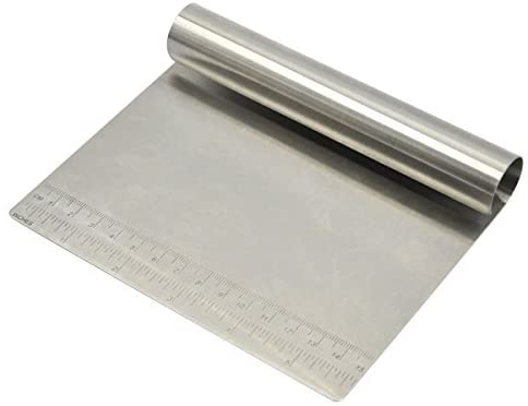 BrieIY's tweet photo. @SuperRaeDizzle When I'm crafting with Vinyl, I use this big bench scraper from the kitchen section at Dollar Tree to burnish my designs.

I also use one those nail polish holder rings to weed designs and keep tiny pieces of vinyl out of my way! https://t.co/eAwM2cLfQh