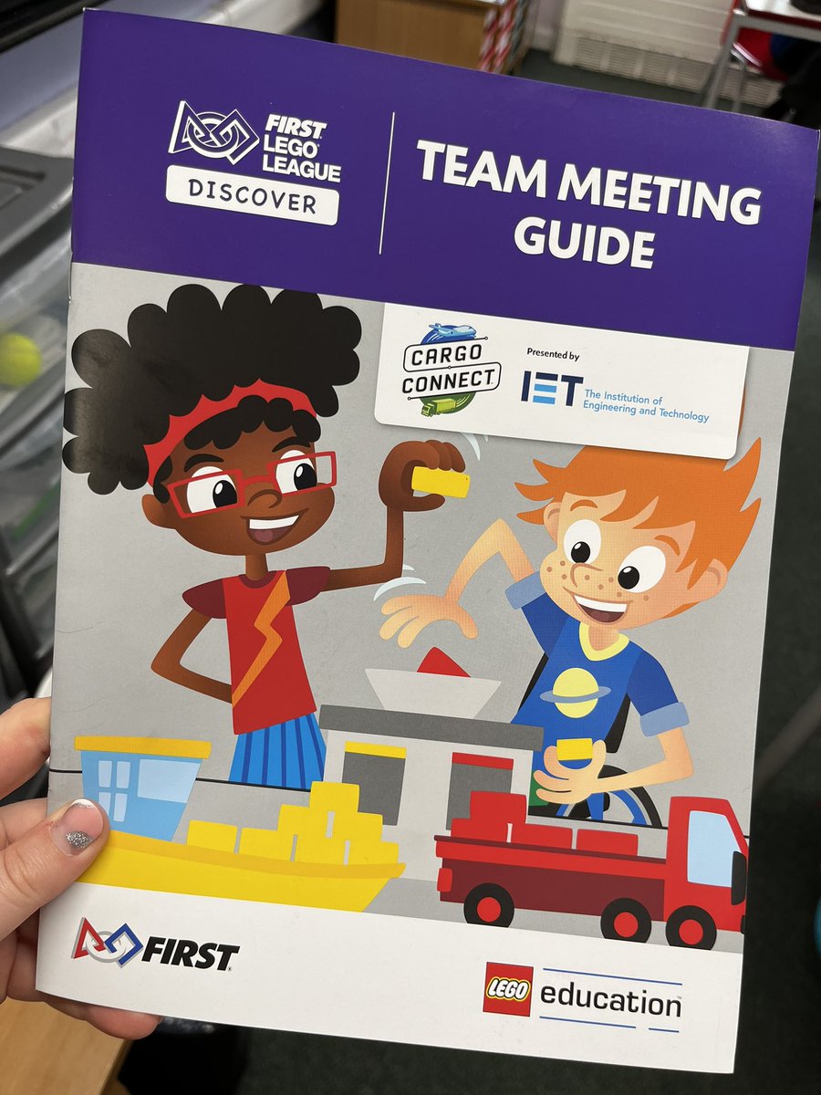 MidCalder_PS's tweet image. We are extremely excited to receive funding from @LEGO_Education! The discover Lego packs look brilliant and we cannot wait to explore! Thanks to #TheInstitutionOfEngineeringAndTechnology! @WL_STEM #Lego @LEGO_Group