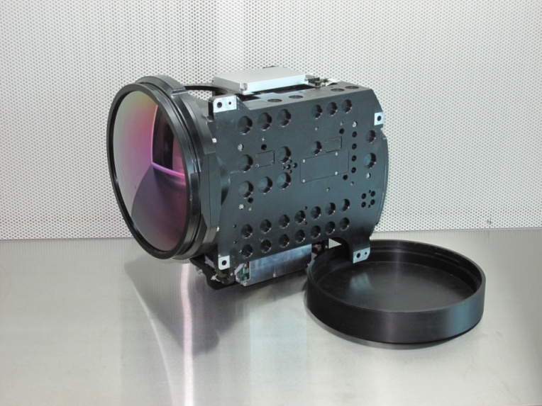 SmartSensor6's tweet image. MWIR 1280x1024 12μm cooled #ThermalImager infrared system
The thermal imager works in the mid-wave infrared band, and can search, observe and aim all kinds of targets.
Learn more:usmartsensor.com/portfolio/item…
Email:sales@usmartsensor.com
#NightVison #infraredsystem #thermalcamera