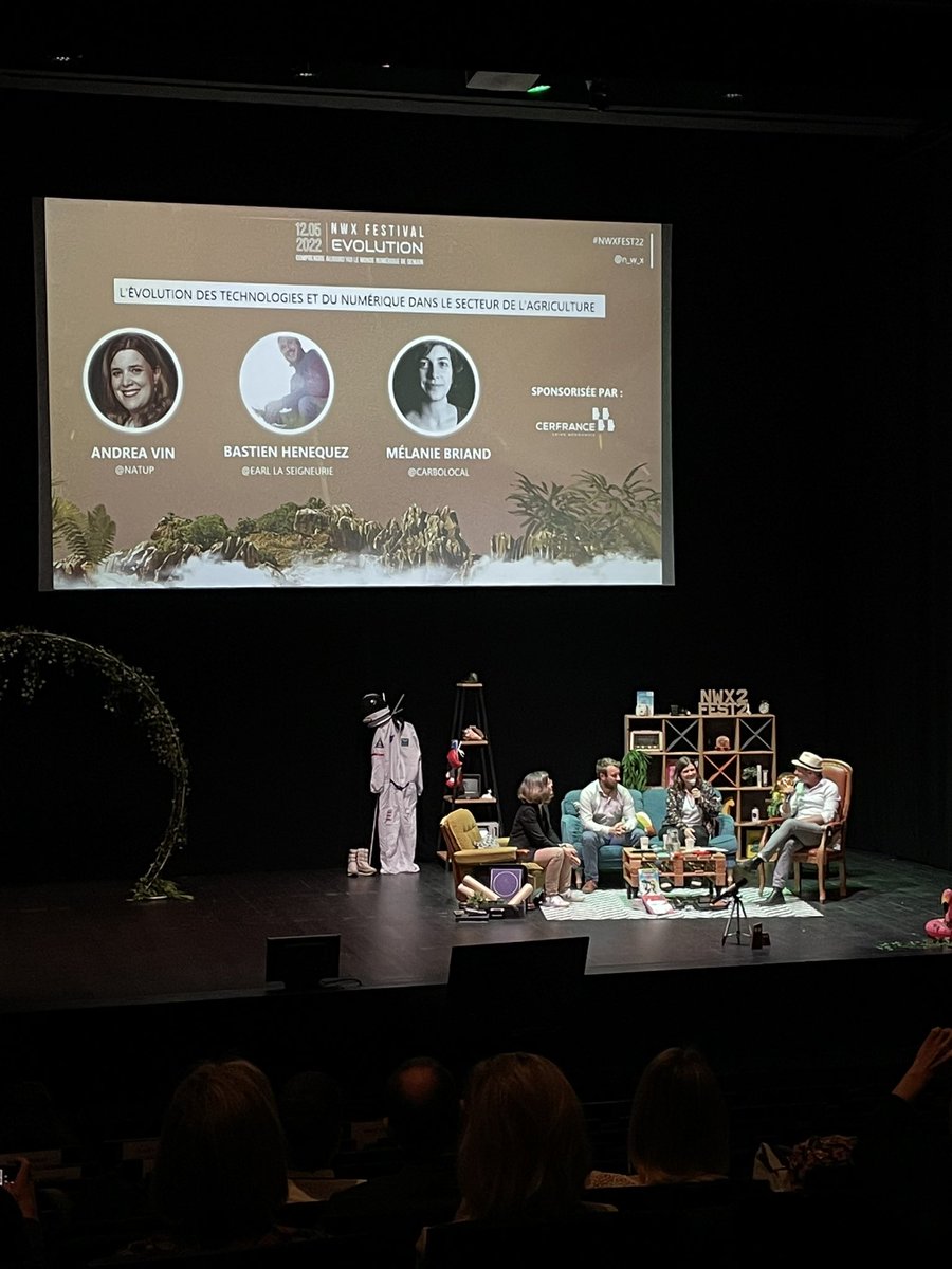 Table ronde sur l’#agritech  au  #NWXFEST22 un des domaines d’usages sur lequel travaille activement le @LePoleTES pour accompagner au déploiement de solutions innovantes dans le secteur !