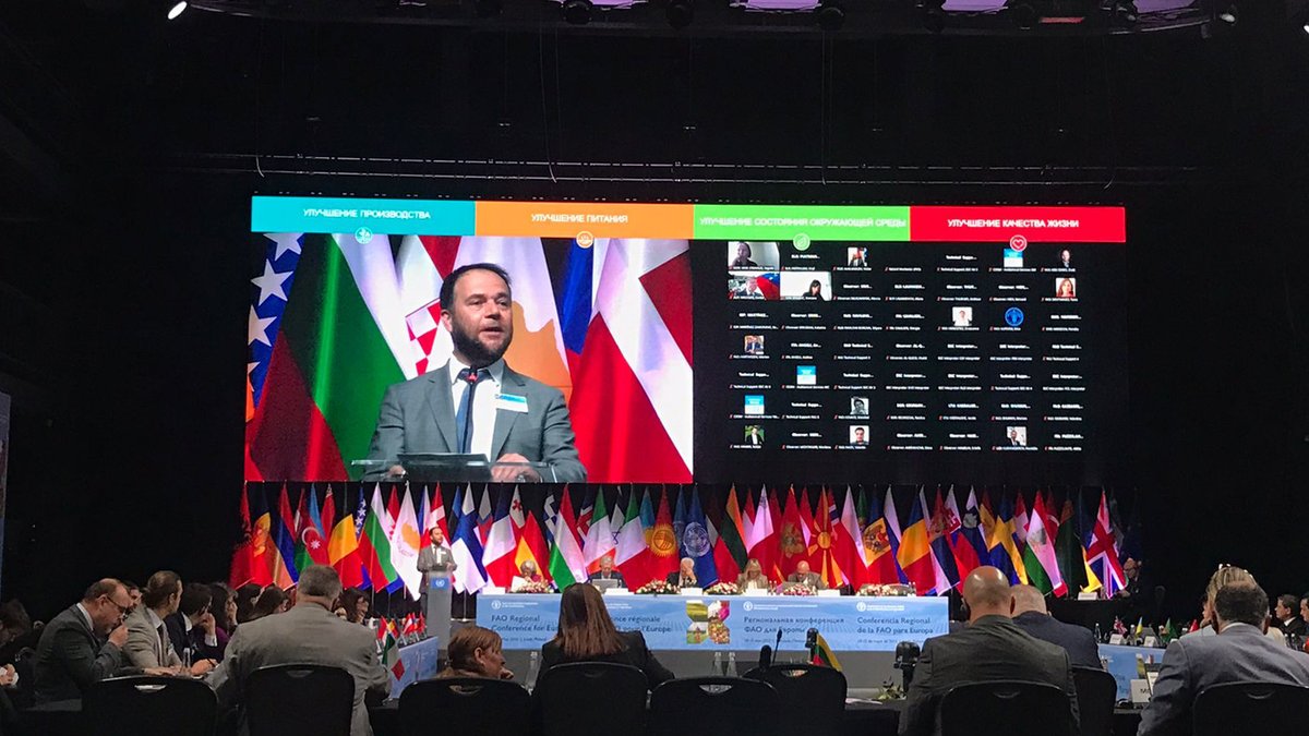 UN_CFS's tweet photo. "We must do everything possible to minimize the effects of the [war in Ukraine] on global #FoodSecurity." @UN_CFS stands ready to play its role coordinating policy response.

Full remarks by CFS Chair @GabrielFerrero1 at the @FAO #ERC33 ➡️ https://t.co/8WujACB4Qw https://t.co/onFICCVpET