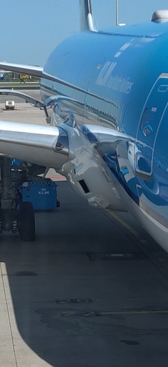 Charge port on the dreamliner is usb-a?!? smh.