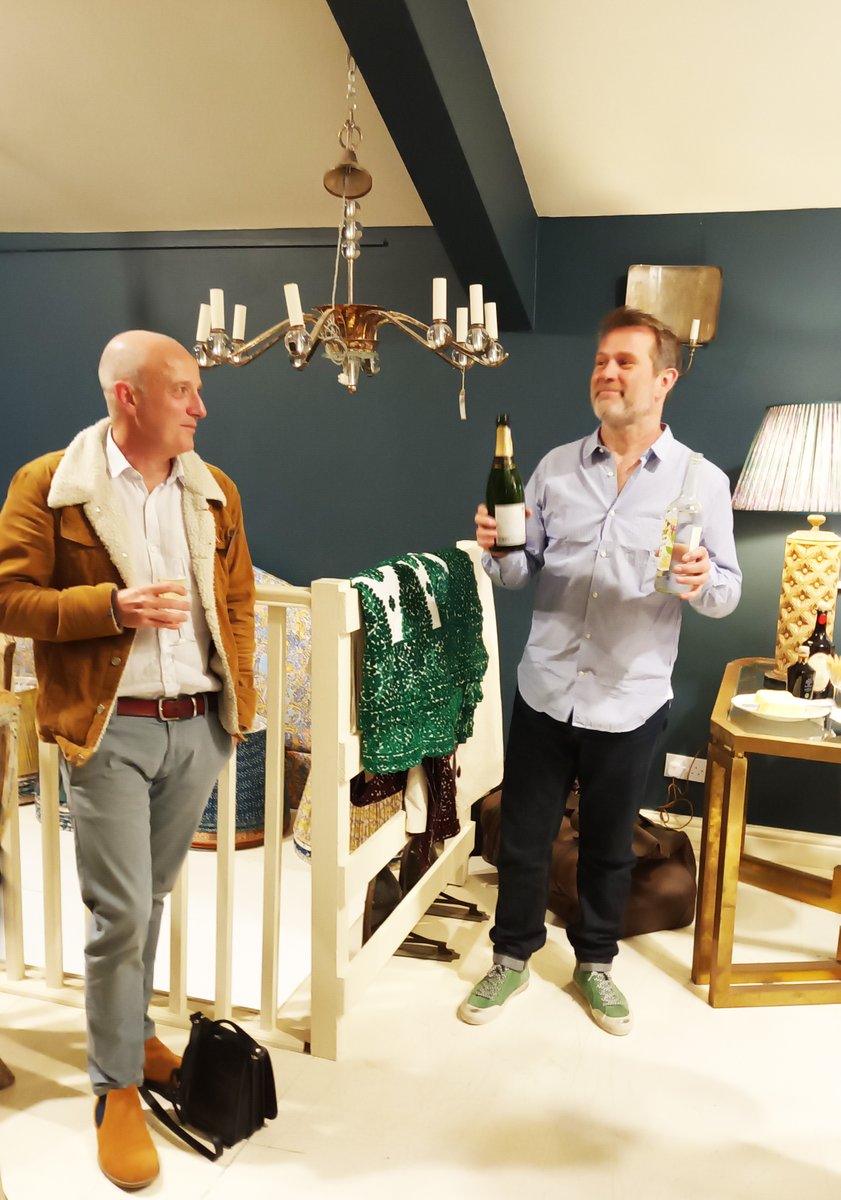 Thank you to <a href="/world_of_ronati/">RONATI</a> &amp; @lorfordsantiq for hosting a fabulous lunch. One of the last stops in Ronati CEO @staceytiveron's whistle-stop tour, it was the perfect opportunity to see old friends and make new connections - new relationships were forged &amp; ideas conceived 💡