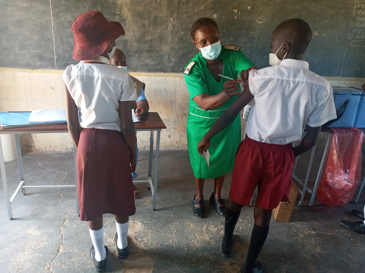 MaxTapatapa's tweet photo. 2nd vaccination blitz underway. The blitz is mainly targeting ages 12 to 15 years and the elderly. Pics taken at Chamatendere Primary School in Hwedza and Karreeboom Primary in Seke during a media tour organised by @MoHCCZim with support from @UNICEFZIMBABWE https://t.co/HwKNzTlpke