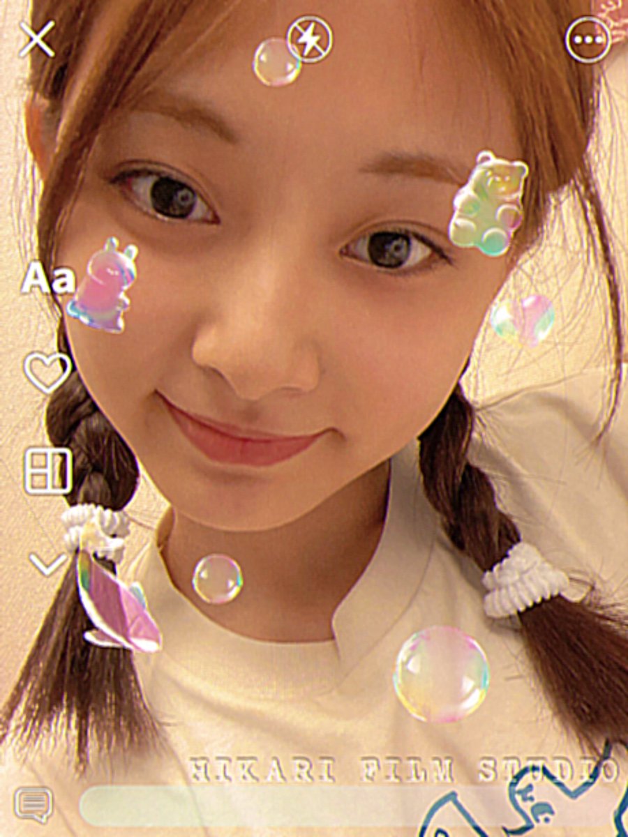 tzyedits's tweet photo. #TZUYU: braided pigtails https://t.co/djmXp2Hajq