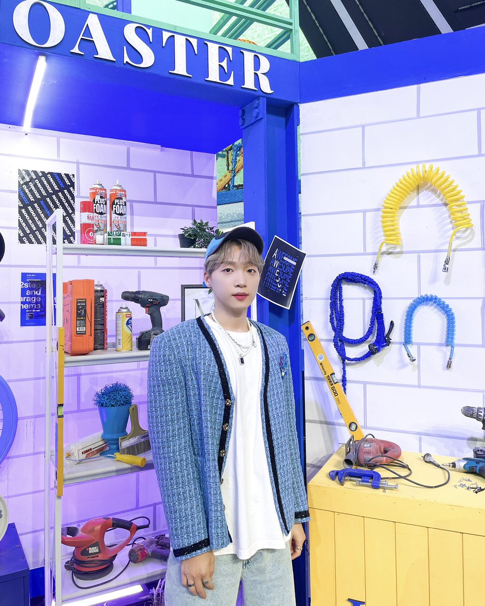 jeongsewoon_twt's tweet photo. [#정세운]
2022.05.12 Mnet #엠카운트다운 
Roller Coaster 운행 완료🎢

첫 음악방송 무대 잘 보셨나요? 🚲💙
세운이의 정원 활짝 오픈 했으니 
필요 없어 Knock Knock ✊❌

#JEONGSEWOON
#Where_is_my_Garden
#RollerCoaster #롤러코스터 https://t.co/vq4QCtHSfx