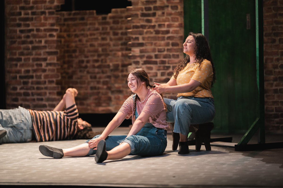 melsertactor's tweet photo. So excited to be working with my sister from another mister again @MahsaHBahary on our next job with @TourdeMoon at the end of this month! ❤️

#reunitedanditfeelssogood https://t.co/BjE1yNrrKc