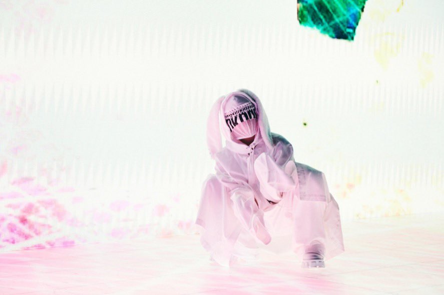 tomo93xxx's tweet image. 待ちに待った新曲きたあああ🌈
アーティスト写真もアップされて
テーマソングになったり
LIVE出演も決まったり
これからが楽しみすぎる💓

ファンクラブとかグッズとかも
出来たら嬉しいなっ🥰🥰🥰

bpm不足でenemyリピ中。

#bpm #C45P3R #T3R354 
@blank_paper_jp