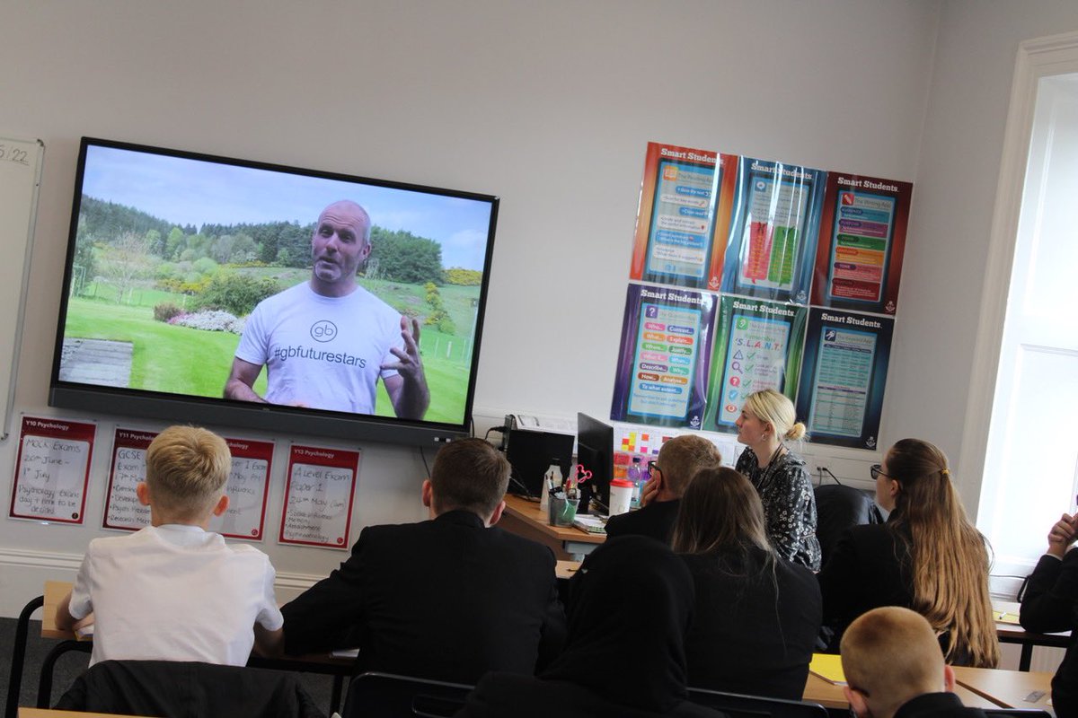 SMMATCareers's tweet photo. Our Y9 students are really enjoying #GbFutureStars @globalbridgeltd. Fascinating and insightful key note messages from @BenMasonGB @siangabbidon @Tanni_GT. Now exploring the #careers booths and looking forward to chatting with the employers through the chat box #ceiag https://t.co/2PmU42WhzM
