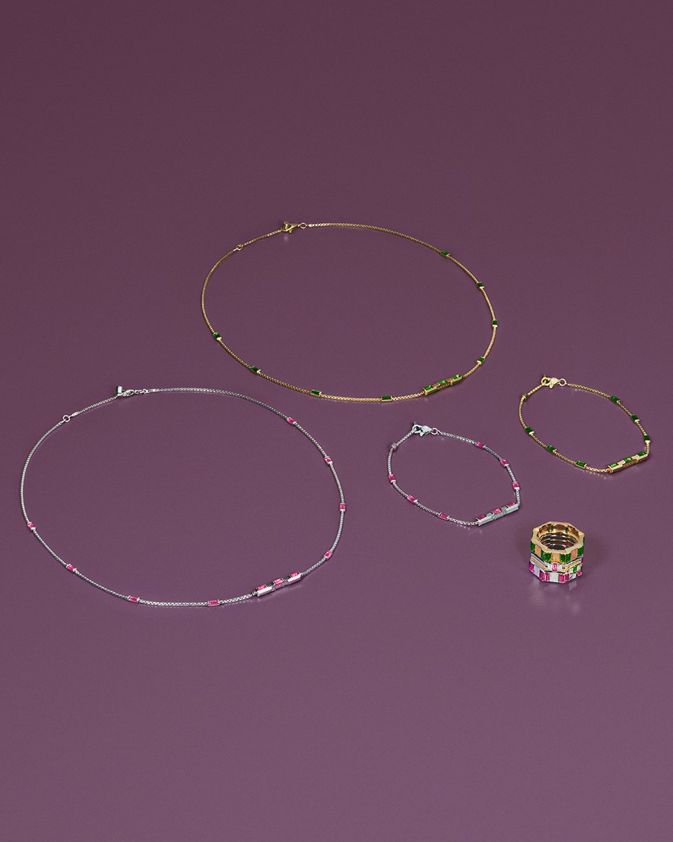 In the #GucciLinkToLove fine jewelry collection, rings crafted in 18kt yellow, white, or rose gold feature an octagonal shape that symbolizes the number eight and the concept of infinity. Discover more on.gucci.com/LinkToLove_ #GucciJewelry #AlessandroMichele