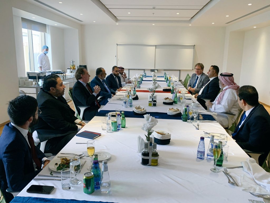 ludovic_pouille's tweet photo. لقاء مثمر مع سعادة الاستاذ عبدالله العبيكان، المدير التنفيذي لمجموعة العبيكان @ObeikanGroup. نقاش دار حول تحديات التحول الرقمي في مجال الصناعة وتعزيز الشراكات بين الشركات الفرنسية والمجموعة السعودية الرائدة إقليميًا في صناعة التغليف.
#فرنسا_المملكة_العربية_السعودية 🇸🇦🤝🇫🇷 https://t.co/wliNCY7kEX