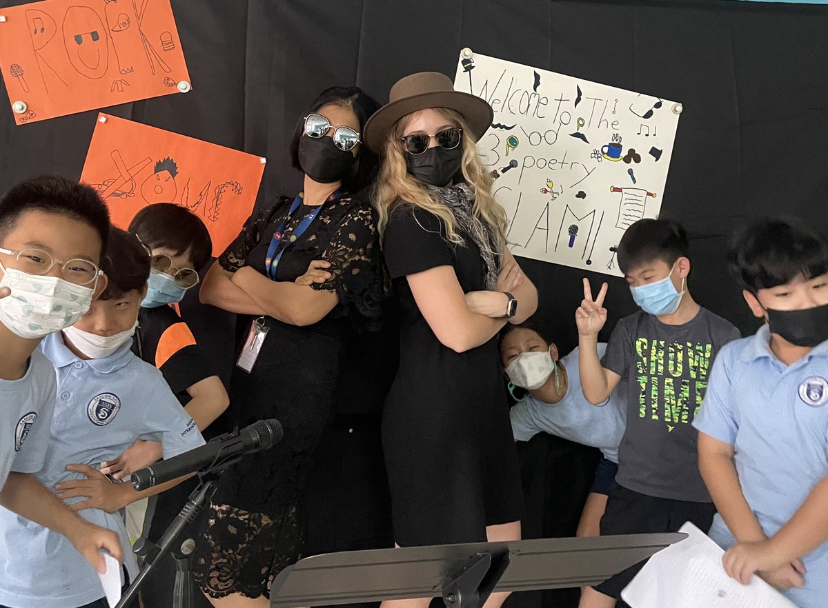 AshleyKSawyer's tweet photo. Doesn’t get much better than a Poetry Slam as a writing celebration. These G3 Beats know how to throw it down. @ssischool https://t.co/GWr0AKHTbu