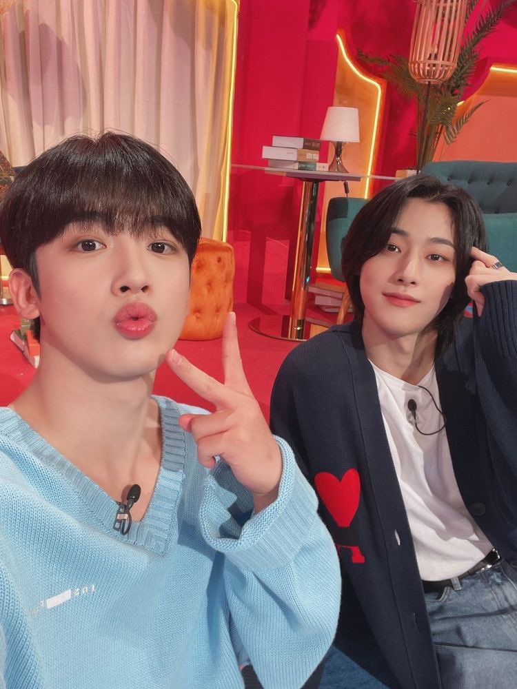 yonietokki's tweet photo. 🤍🤍🤍☁️☁️
#WEi #위아이 #RUi #루아이
#YOOYONGHA #KIMYOHAN https://t.co/KMEt7UpQNg